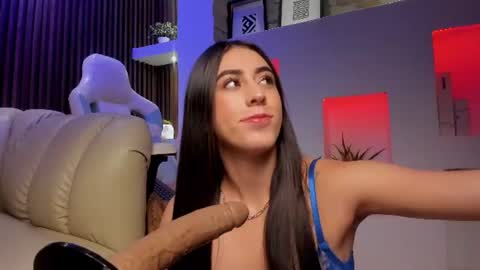 camila_martinez9 online show from August 2, 3:21 pm