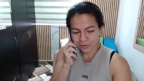 Camila Vargas online show from May 4, 9:33 pm