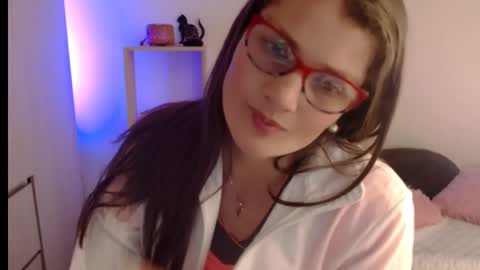 Snapshot of camila_ventura chatting on June 8, 12:14 am Camila ventura online show from June 8, 12:14 am