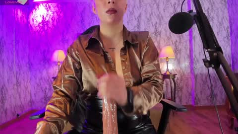 Snapshot of camilaachain chatting on January 15, 1:41 pm online show from January 15, 1:41 pm