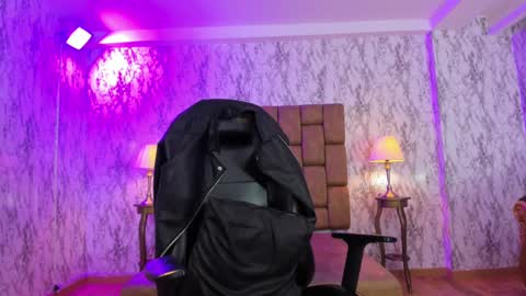 Snapshot of camilaachain chatting on February 11, 11:33 pm online show from February 11, 11:33 pm