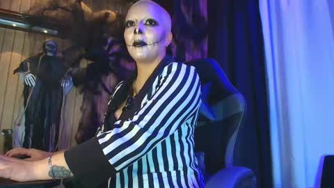 Snapshot of camilaachain chatting on October 31, 6:47 am online show from October 31, 6:47 am