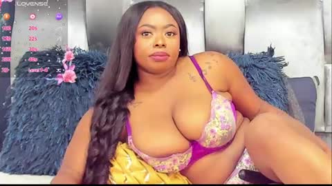 camila benitez online show from July 30, 1:37 am