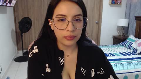 camilacarter online show from June 11, 8:40 pm