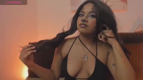 Snapshot of camilafoox7 chatting on October 25, 6:35 pm Camila Foox online show from October 25, 6:35 pm