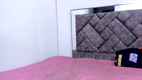 Snapshot of camilajhoones chatting on December 12, 9:30 am camilajhoones online show from December 12, 9:30 am