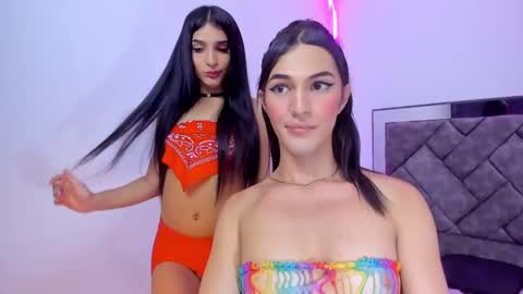 Snapshot of camilajhoones chatting on December 25, 1:30 pm camilajhoones online show from December 25, 1:30 pm