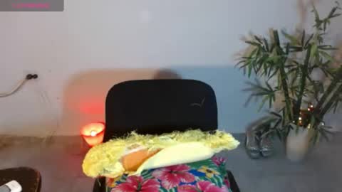 camilaparrisx online show from June 12, 3:16 am