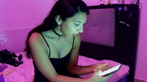 Camila Perez online show from March 28, 2:27 pm