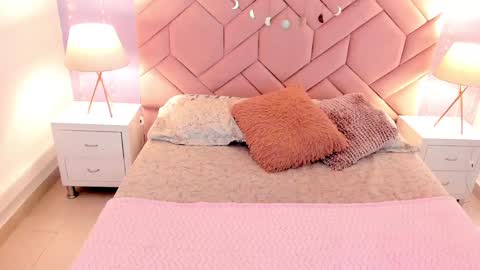 Snapshot of camilarivers chatting on January 21, 12:07 pm Camila online show from January 21, 12:07 pm