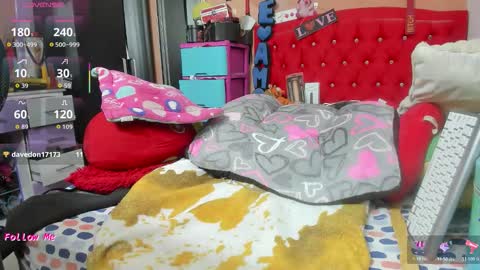 Snapshot of camile_milf chatting on November 26, 8:54 pm Lauren camile online show from November 26, 8:54 pm