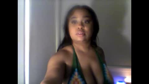 camiliaskye online show from December 5, 6:00 am