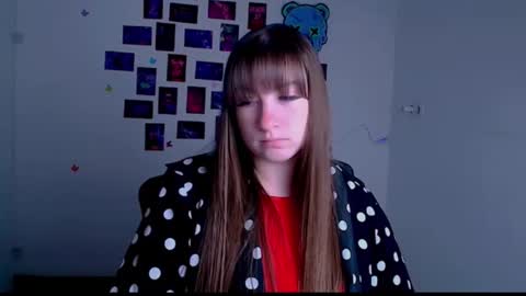 Snapshot of camilla_body chatting on May 8, 6:08 am Camilla online show from May 8, 6:08 am