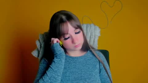 Snapshot of camilla_body chatting on May 15, 7:15 am Camilla online show from May 15, 7:15 am