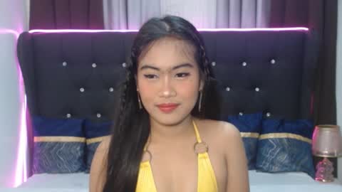 Snapshot of camilla_morena chatting on November 24, 5:29 am camilla_morena online show from November 24, 5:29 am