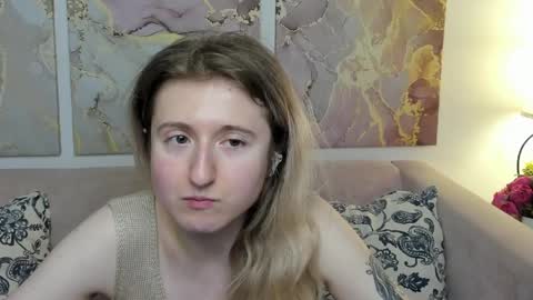 camilladreamer online show from May 31, 11:17 am