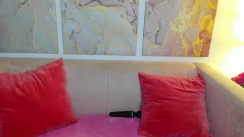 camilladreamer online show from June 25, 6:12 pm
