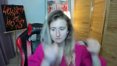 camilladreamer online show from July 25, 4:37 pm