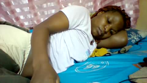 camillah_sweet online show from April 28, 11:43 pm