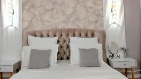 Camilla online show from March 6, 3:36 am