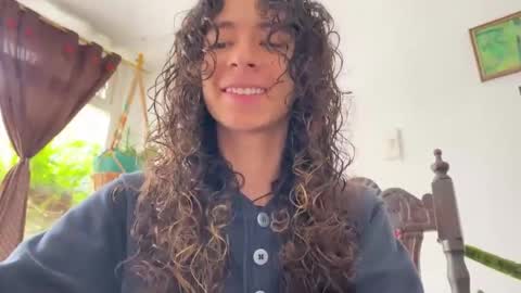 Snapshot of camille_delrey chatting on November 2, 4:31 pm Camille online show from November 2, 4:31 pm