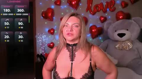 Snapshot of camille_game chatting on July 14, 10:37 pm Camille Game online show from July 14, 10:37 pm
