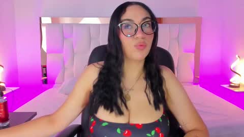 Camille online show from September 11, 1:11 pm