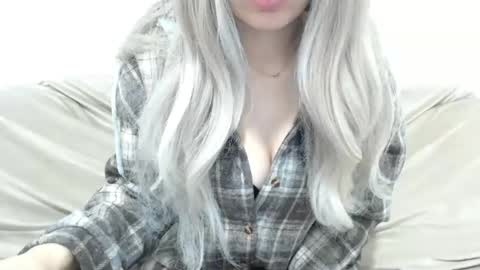 CamilleBunny online show from February 25, 3:16 am