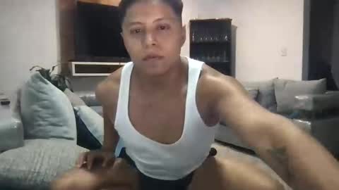 camilo105791 online show from May 6, 4:41 am