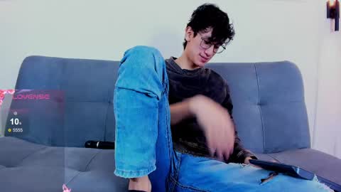 Camilo online show from June 6, 3:22 am