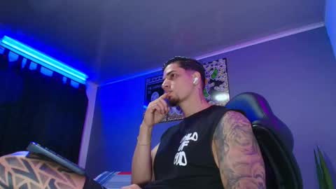 CAMILO  online show from November 25, 12:38 pm