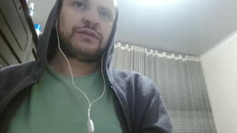 camilo online show from December 20, 3:36 am