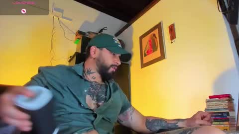 Snapshot of camilomayer chatting on September 11, 3:56 pm Camilo online show from September 11, 3:56 pm