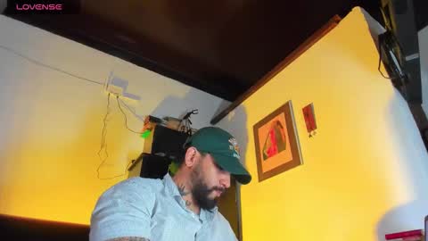 Snapshot of camilomayer chatting on September 13, 12:27 pm Camilo online show from September 13, 12:27 pm