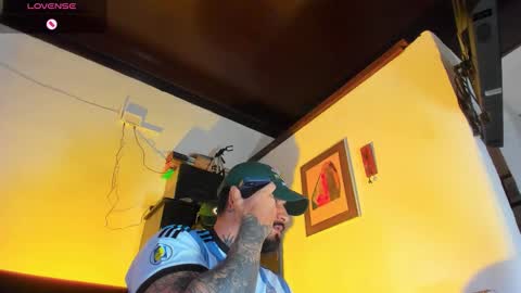 Snapshot of camilomayer chatting on September 14, 2:38 pm Camilo online show from September 14, 2:38 pm