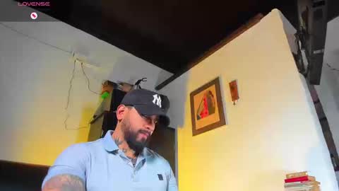 Snapshot of camilomayer chatting on September 16, 2:07 pm Camilo online show from September 16, 2:07 pm