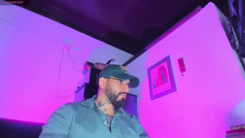 Snapshot of camilomayer chatting on September 22, 2:19 pm Camilo online show from September 22, 2:19 pm