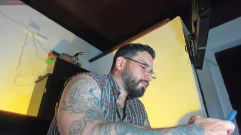 Snapshot of camilomayer chatting on September 23, 1:58 pm Camilo online show from September 23, 1:58 pm