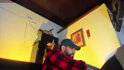 Snapshot of camilomayer chatting on October 17, 3:36 pm Camilo online show from October 17, 3:36 pm