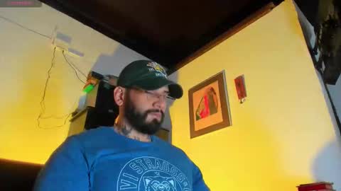 Snapshot of camilomayer chatting on November 3, 3:02 pm Camilo online show from November 3, 3:02 pm