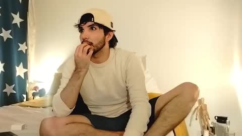 Snapshot of camilosaennz chatting on June 10, 2:23 am camilo online show from June 10, 2:23 am