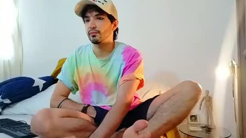 Snapshot of camilosaennz chatting on June 15, 4:20 pm camilo online show from June 15, 4:20 pm