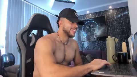 Snapshot of camilowatson chatting on September 26, 2:21 pm Camilo Watson online show from September 26, 2:21 pm