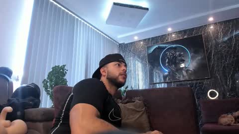 Snapshot of camilowatson chatting on October 1, 2:34 pm Camilo Watson online show from October 1, 2:34 pm