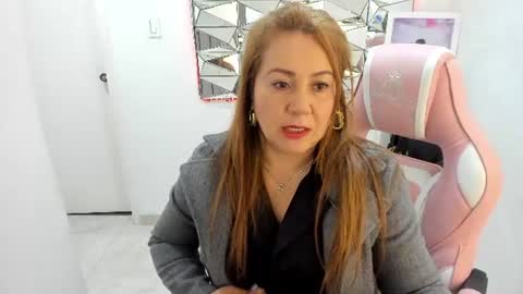 camixxx_m online show from June 13, 10:57 am