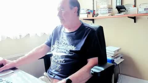 Cammee online show from March 15, 9:59 am