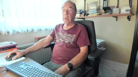 Cammee online show from August 5, 8:50 am