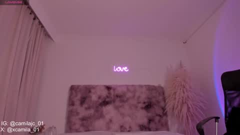 Laura Camila online show from January 6, 2:26 am