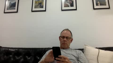 Snapshot of camperjay chatting on November 16, 3:28 pm james online show from November 16, 3:28 pm