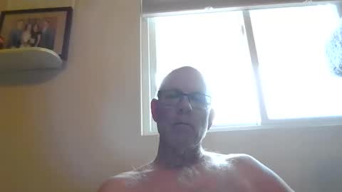 Snapshot of camperjay chatting on January 8, 9:17 pm james online show from January 8, 9:17 pm